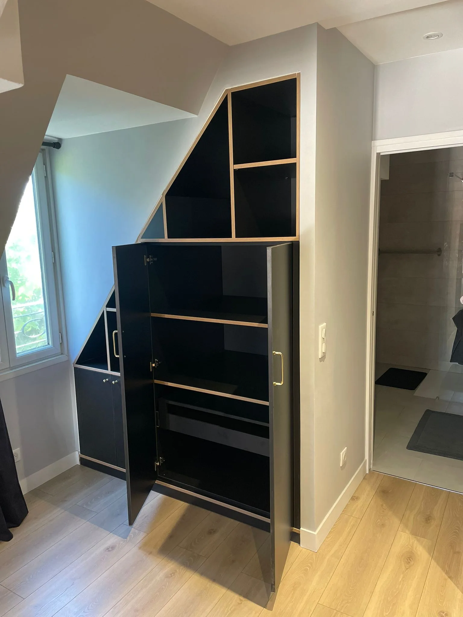 menuisier-bois-fabrication-meuble-sur-mesure-vincennes