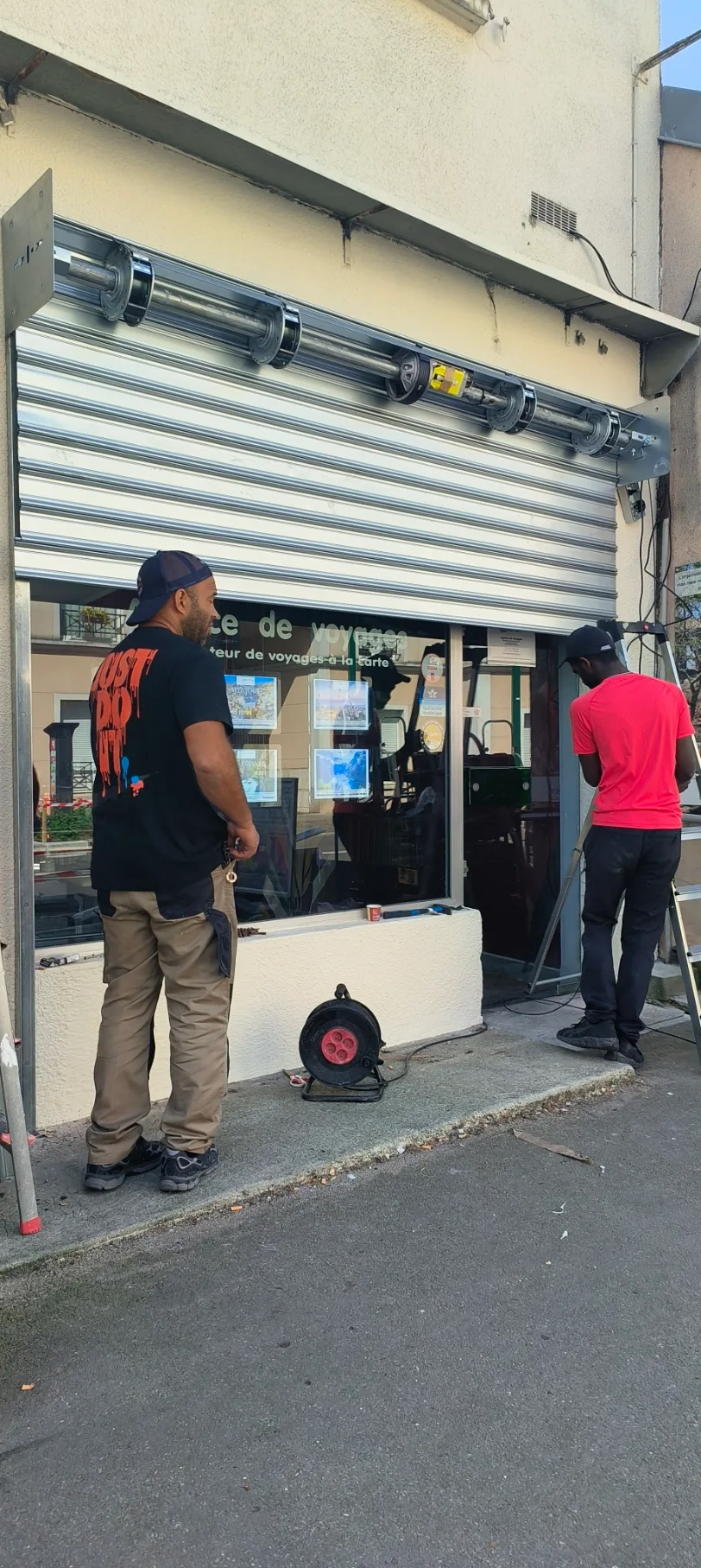 installateur-rideau-fermeture-commerce-vincennes